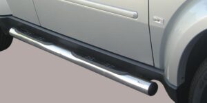 Boční ochranné nerezové nášlapy s plastovými prolisy - tyč