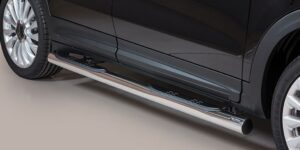 Boční ochranné nerezové nášlapy s plastovými prolisy - tyč Fiat 500 X