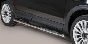 Boční ochranné oválné nerezové nášlapy s plastovými prolisy Fiat 500 X