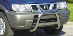 Přední ochranný nerezový rám pro Nissan Terrano