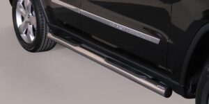 Boční ochranné nerezové nášlapy s plastovými prolisy - tyč