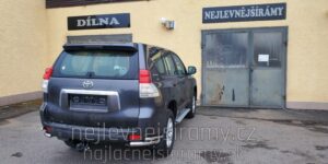 ST Zadní ochranné nerezové dvojité rohy pro Toyota Land Cruiser 150