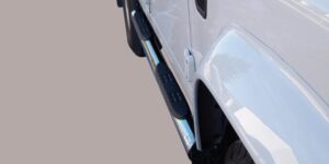 Boční ochranné nerezové nášlapy s plastovými prolisy - tyč