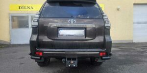 ST Zadní ochranné nerezové dvojité rohy černé pro Toyota Land Cruiser 150