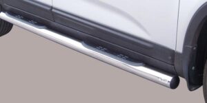 Boční ochranné nerezové nášlapy s plastovými prolisy - tyč