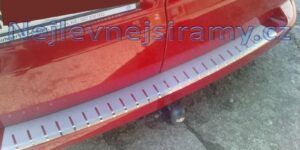 Zadní ochranná nerezová polozátěžová lišta na nárazník pro Volkswagen T5 Facelift/T6