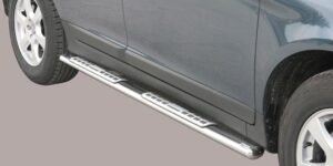 Boční ochranné oválné nerezové nášlapy s hliníkovými prolisy pro Volvo XC 60