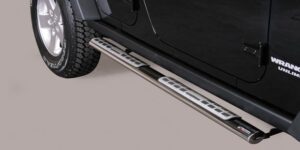 Boční ochranné oválné nerezové nášlapy s hliníkovými prolisy