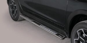 Boční ochranné oválné nerezové nášlapy s hliníkovými prolisy pro Subaru XV