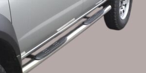 Boční ochranné nerezové nášlapy s plastovými prolisy - tyč