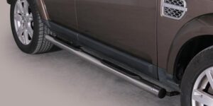 Boční ochranné nerezové nášlapy s plastovými prolisy - tyč