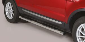 Boční ochranné nerezové nášlapy s plastovými prolisy - tyč