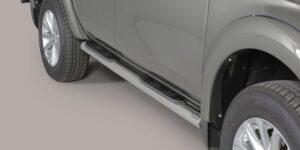 Boční ochranné nerezové nášlapy s plastovými prolisy pro Fiat Fullback/Mitsubishi L200