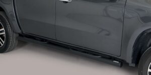 Boční ochranné nerezové nášlapy s plastovými prolisy - tyč