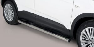 Boční ochranné nerezové nášlapy s plastovými prolisy - tyč