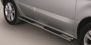 Boční ochranné oválné nerezové nášlapy s plastovými prolisy pro Renault Koleos