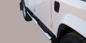 Boční ochranné oválné nerezové nášlapy s plastovými prolisy