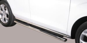 Boční ochranné oválné nerezové nášlapy s plastovými prolisy