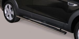 Boční ochranné oválné nerezové nášlapy s plastovými prolisy Chevrolet Captiva
