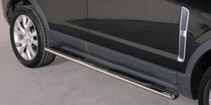 Boční ochranné oválné nerezové nášlapy s plastovými prolisy Opel Antara