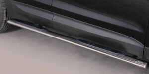 Boční ochranné oválné nerezové nášlapy s plastovými prolisy