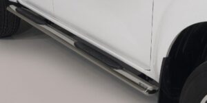 Boční ochranné oválné nerezové nášlapy s plastovými prolisy pro Renault Alaskan