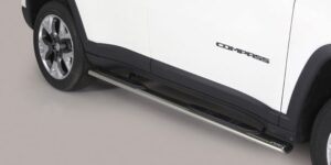 Boční ochranné oválné nerezové nášlapy s plastovými prolisy