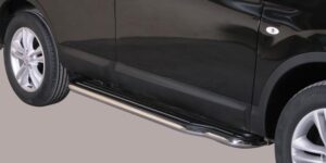 Boční ochranné nerezové celonášlapy pro Nissan Qashqai 2010-