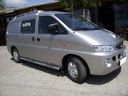 Boční ochranné oválné nerezové nášlapy s plastovými prolisy