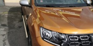 TA Boční ochranné nerezové nášlapy - trubky pro Dacia Duster 2018