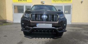 ST Přední ochranný nerezový rám nízký se zuby černý pro Toyota Land Cruiser 150 2018