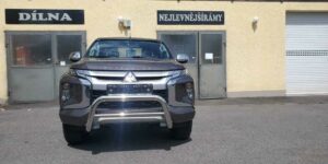 TA Přední ochranný nerezový rám průměr 70mm L200