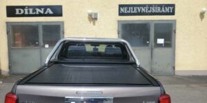 TA Ochranná zatahovací roleta s ochranným rámem pro Mitsubishi L 200