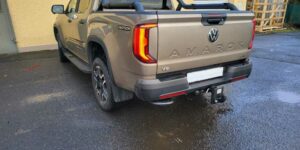 TA Našlapný výsuvný schudek pro Volkswagen Amarok 2023>