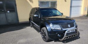TA Boční ochranné celonášlapy nerez plast pro Suzuki Grand Vitara