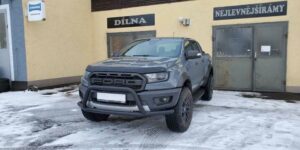 TA Přední ochranný nerezový rám černý do stran pro Ford Ranger