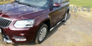 A Boční ochranné nerezové nášlapy s prolisy pro Skoda Yeti